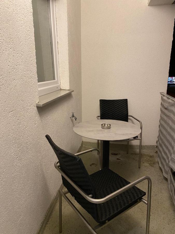 Aparts House - Balkon-Wifi-Kitchen Έσσεν Εξωτερικό φωτογραφία