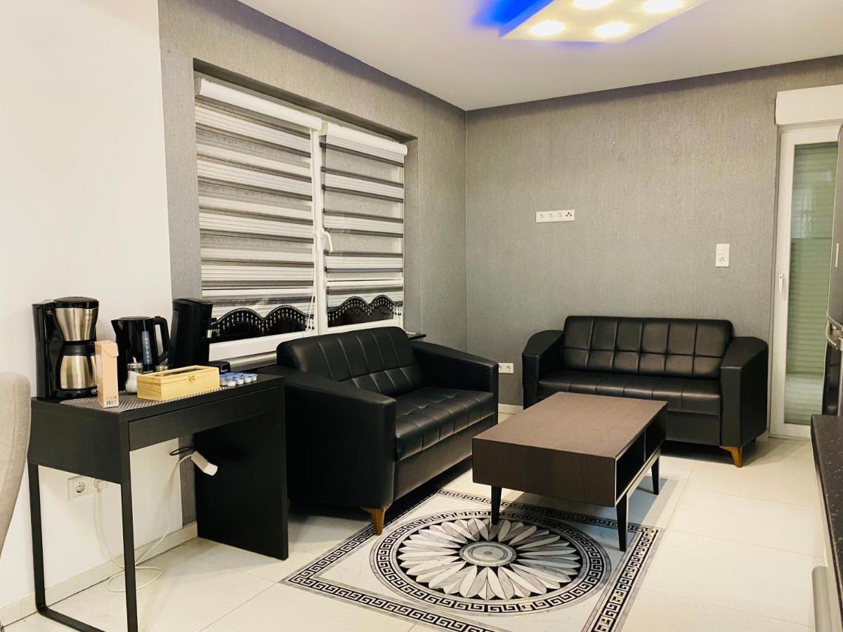 Aparts House - Balkon-Wifi-Kitchen Έσσεν Εξωτερικό φωτογραφία
